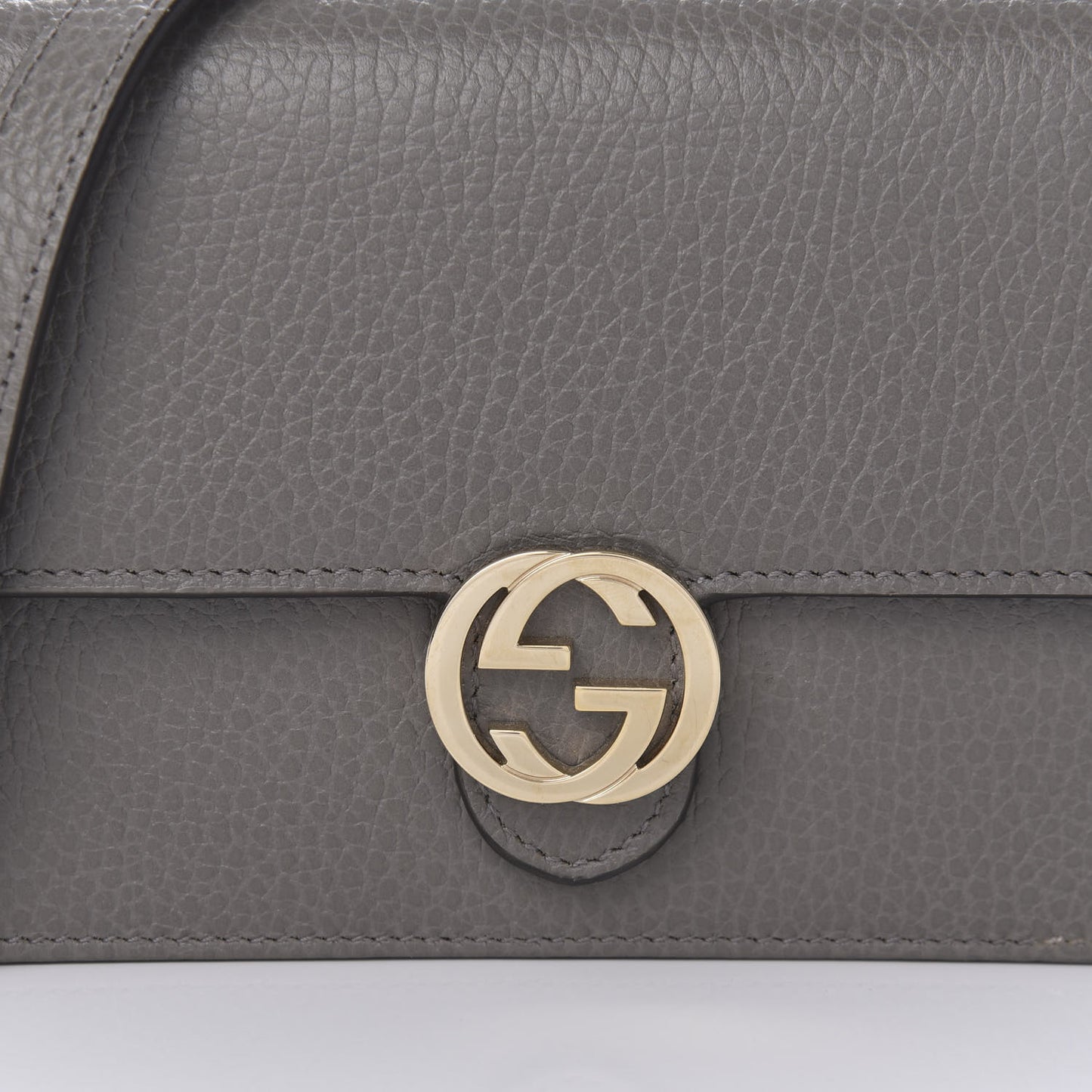 Dollar Calfskin Interlocking G Chain Wallet Loess