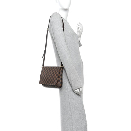 Louis Vuitton Damier Ebene Musette Tango 2 of 10