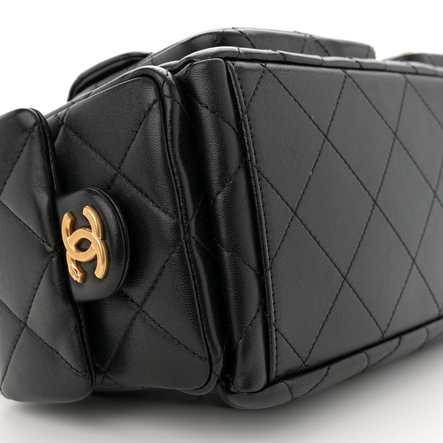 Shiny Lambskin Quilted Trendy Pockets Hobo Black