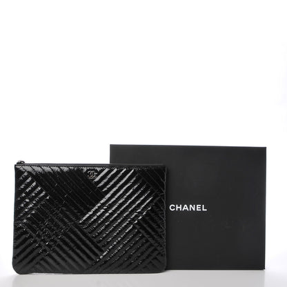 Chanel Distressed Patent Medium CC Crossing Cosmetic Case Black 8 of 8