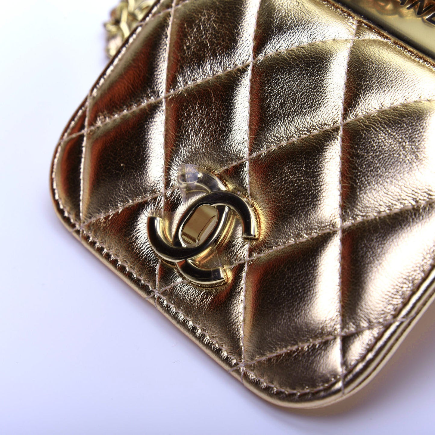 Metallic Lambskin Quilted Mini Trendy CC Clutch With Chain Gold