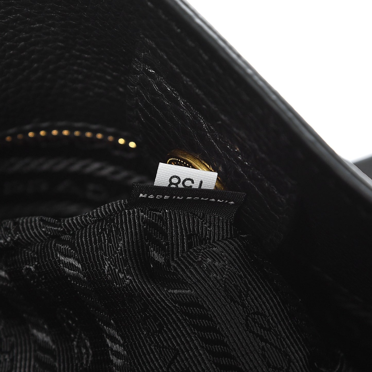 Vitello Daino Tote Nero Black