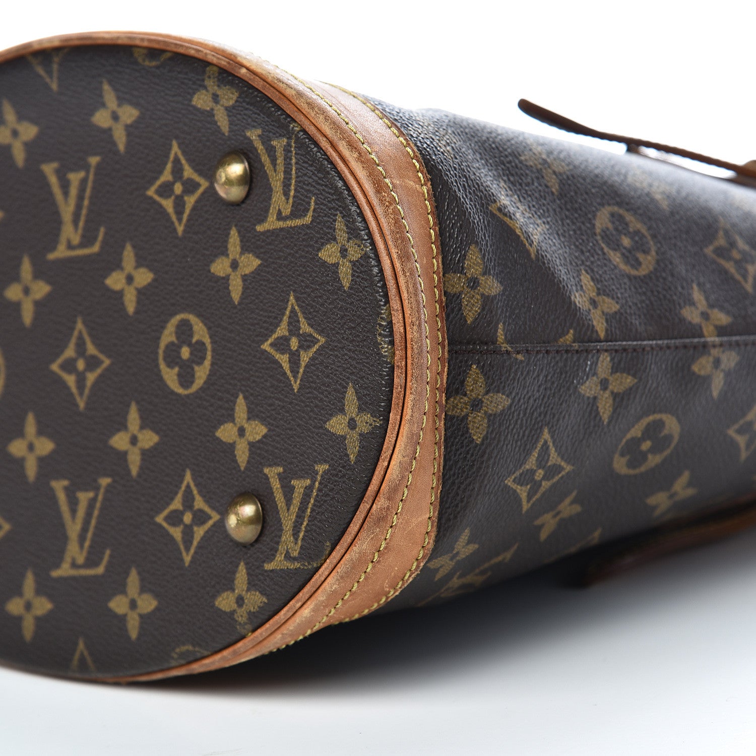 Louis Vuitton Monogram Petit Bucket 23 23 of 26