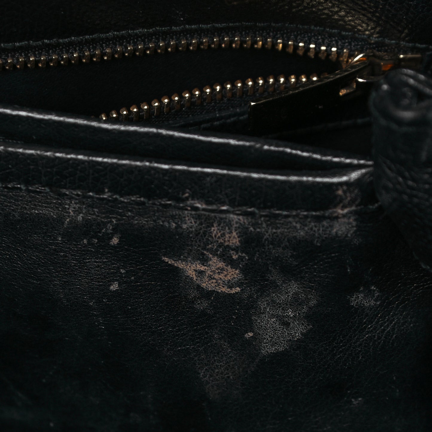 Hammered Calfskin Vara Bow Chain Tote Black