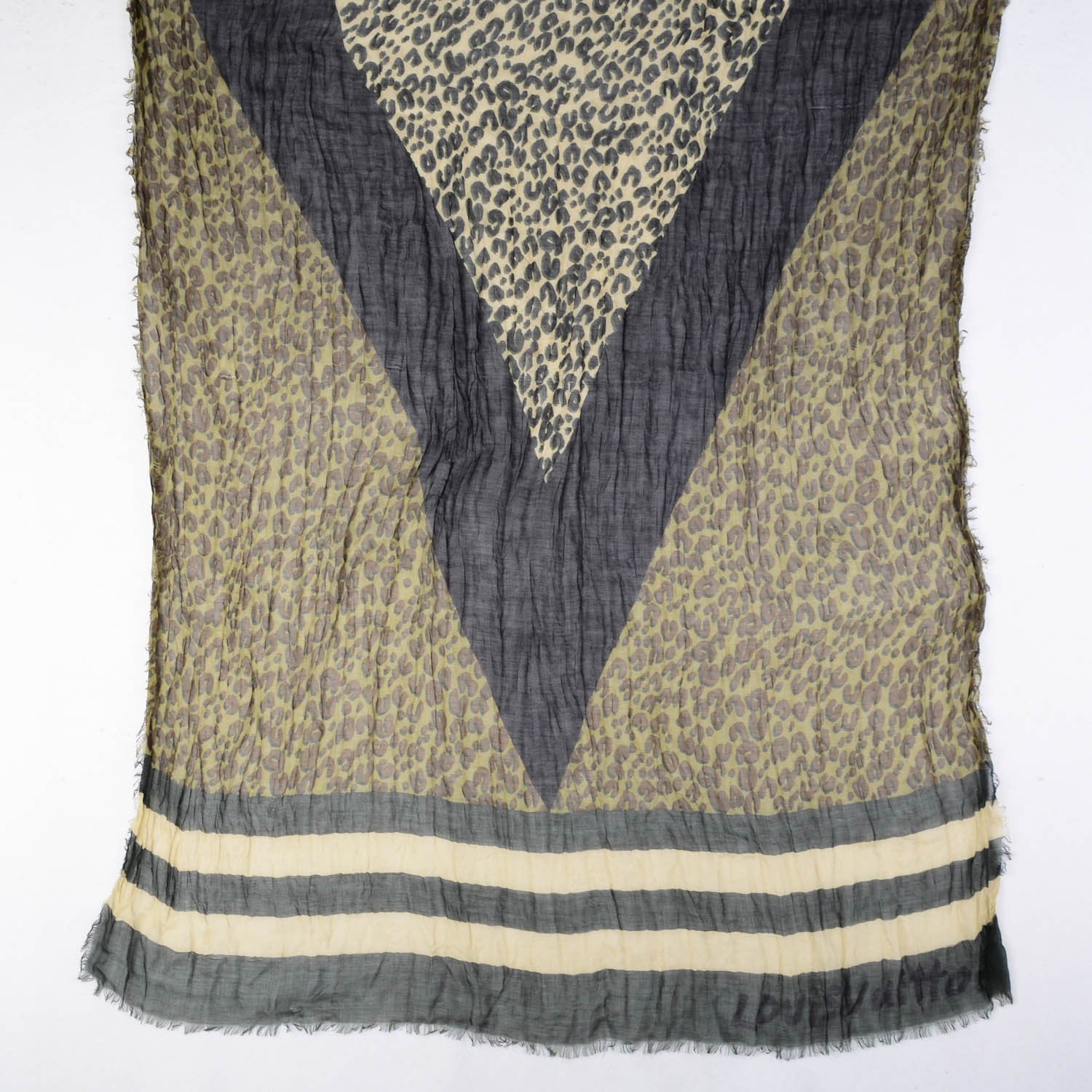 Louis Vuitton Cashmere Silk Leopard V Stole Kaki Vanilla 3 of 9