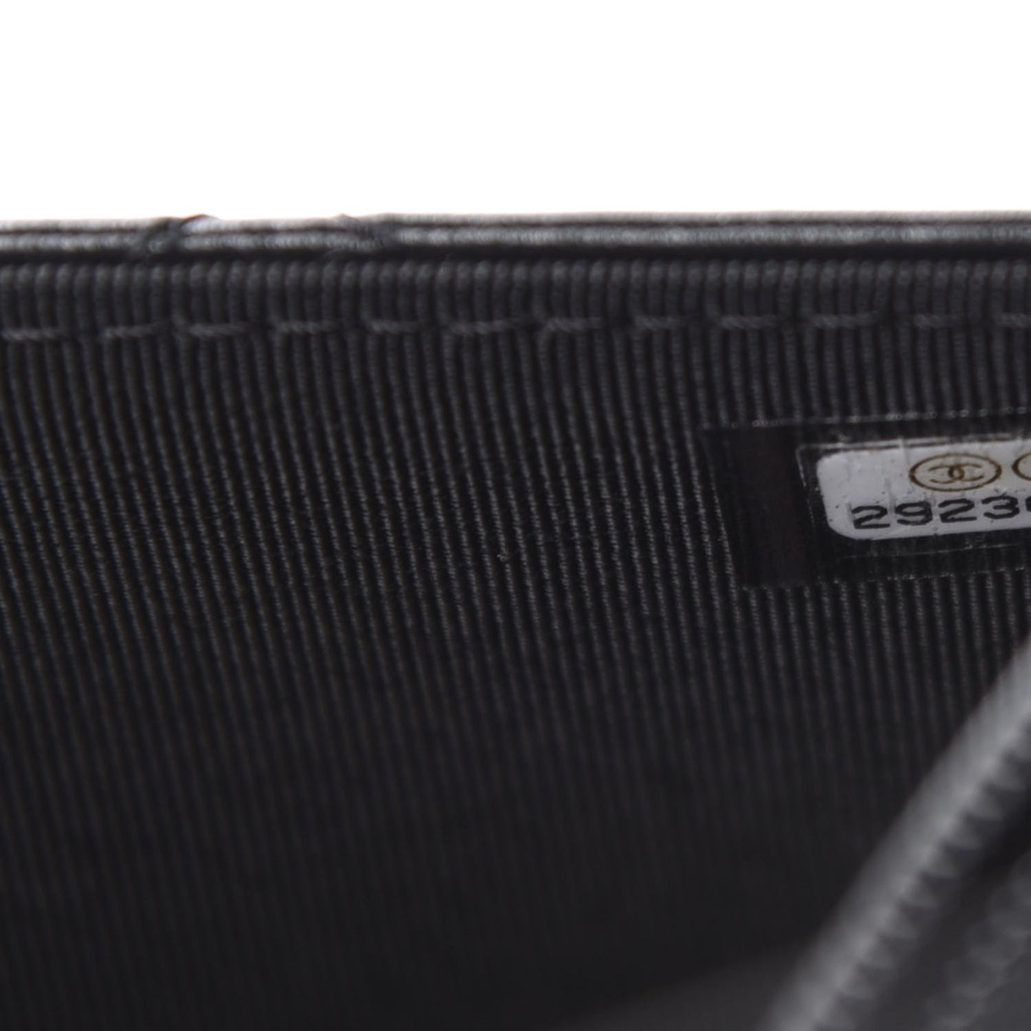 Lambskin Quilted Wallet On Chain WOC Black