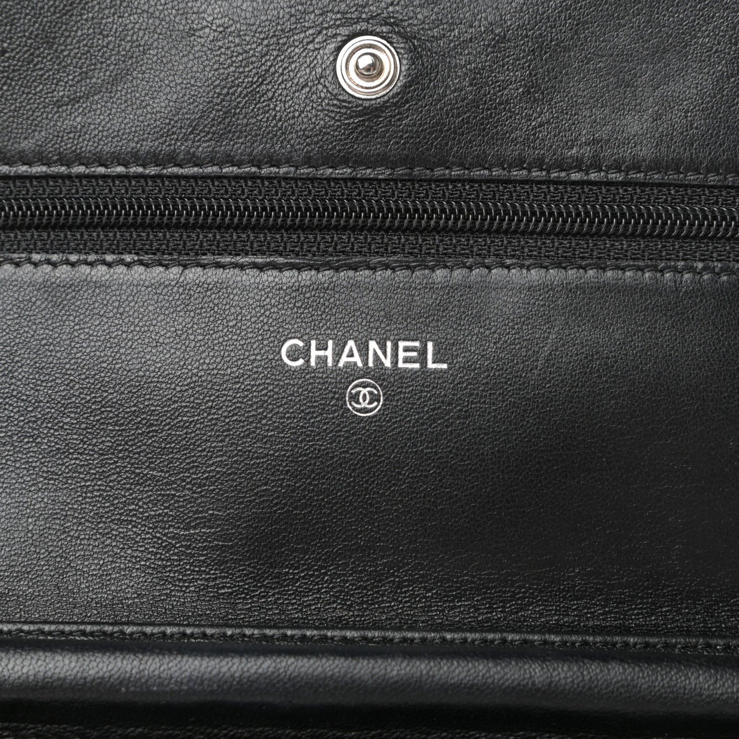 Lambskin Quilted Wallet On Chain WOC Black