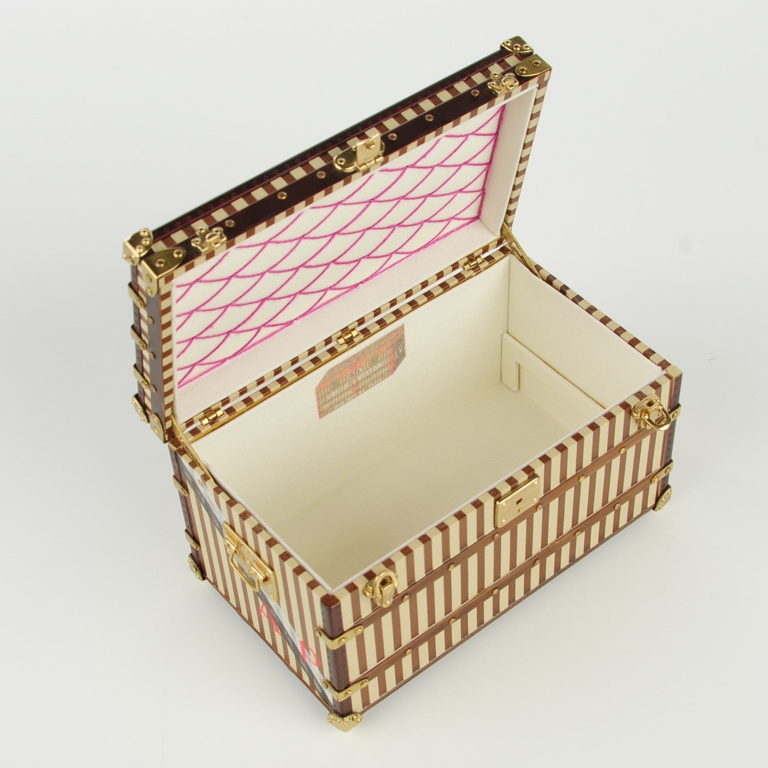 Louis Vuitton Birthday Malle Courrier Trunk Paperweight 8 of 10