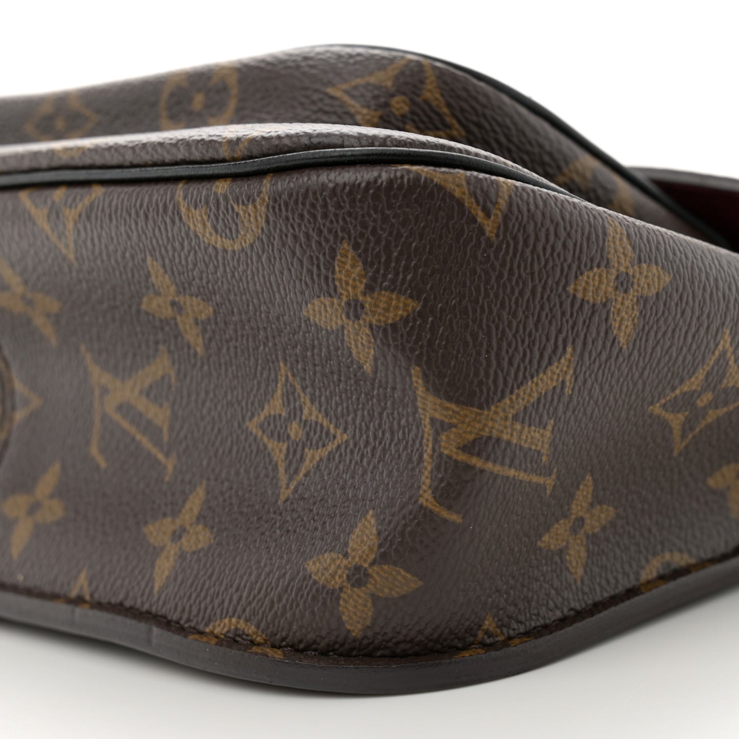 Monogram Passy