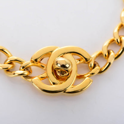 Chanel CC Turnlock Bracelet Gold 3 of 5