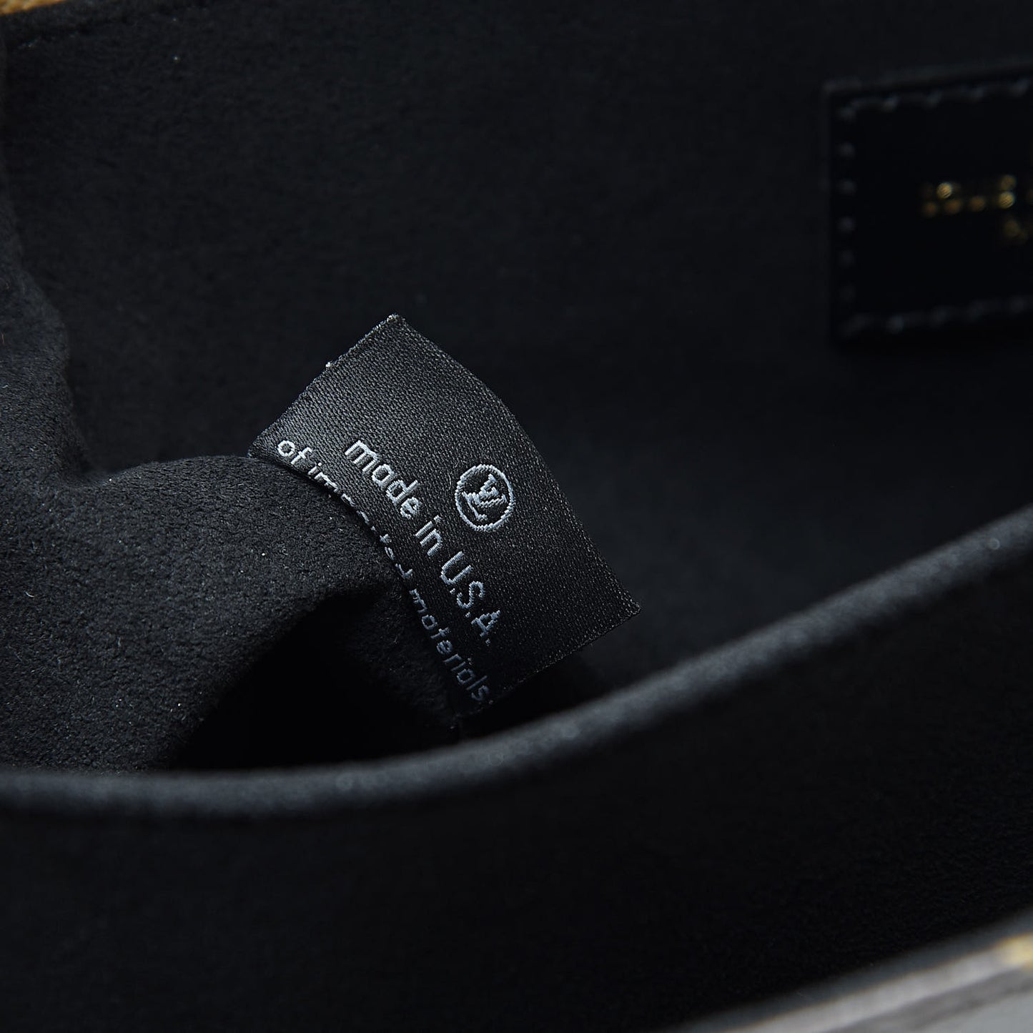 Reverse Monogram Pochette Metis