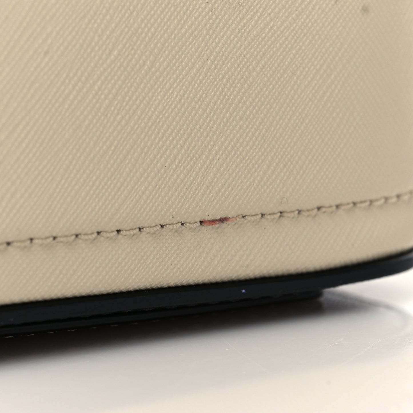 Saffiano Small Snapshot Camera Bag New Cloud White Multicolor