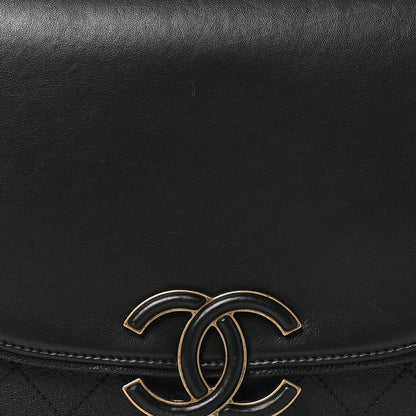 Chanel Shiny Calfskin Goatskin Quilted Medium Coco Curve Messenger Flap Black 8 of 14
