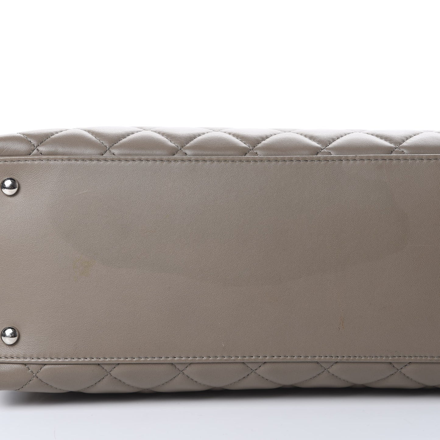 Lambskin Quilted Large 7 Tote Taupe
