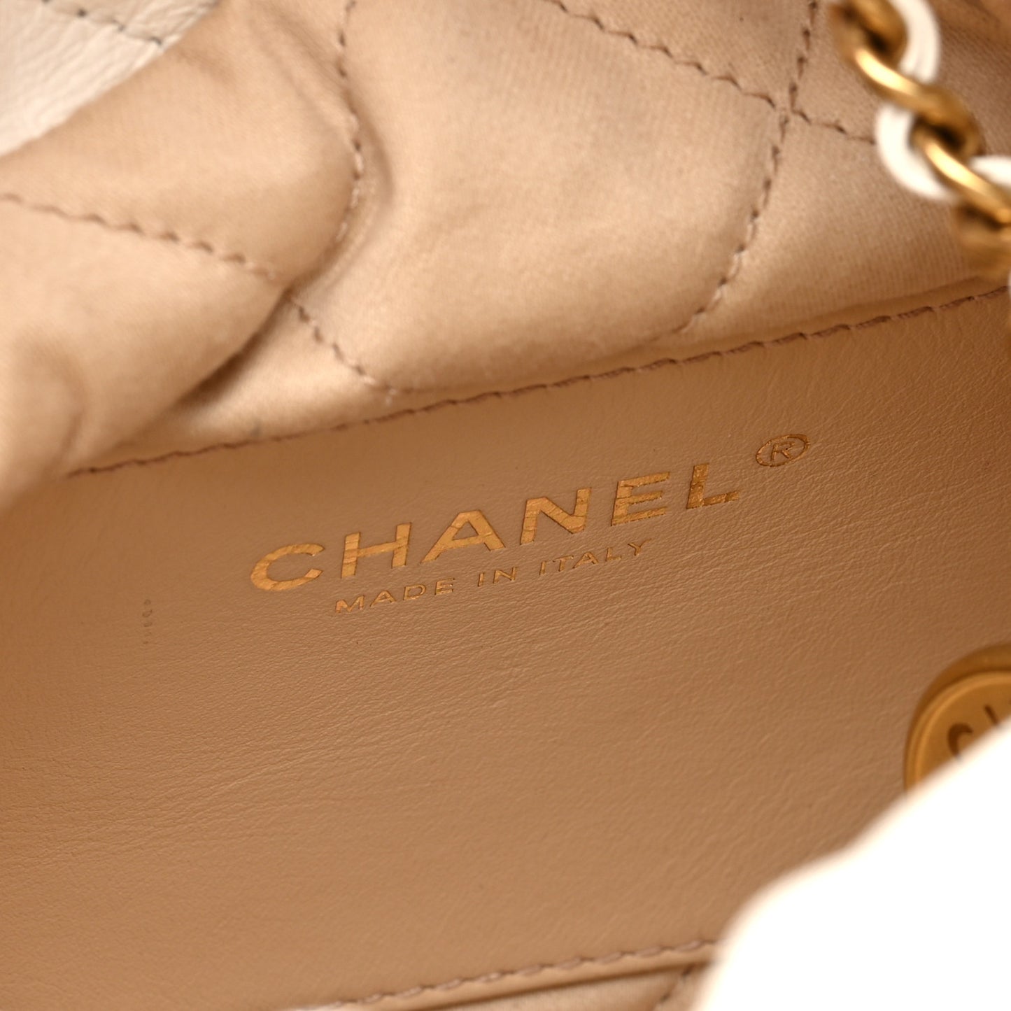 Shiny Calfskin Quilted Mini Chanel 22 White
