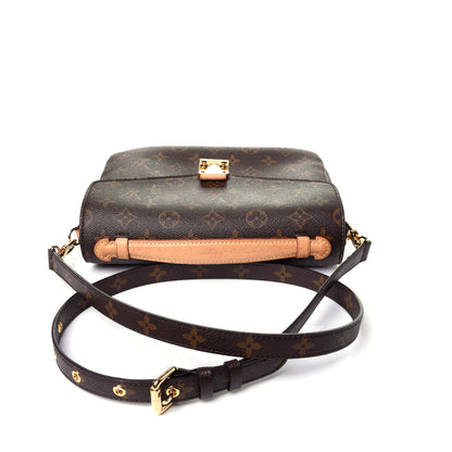 Louis Vuitton Monogram Pochette Metis 26 of 27