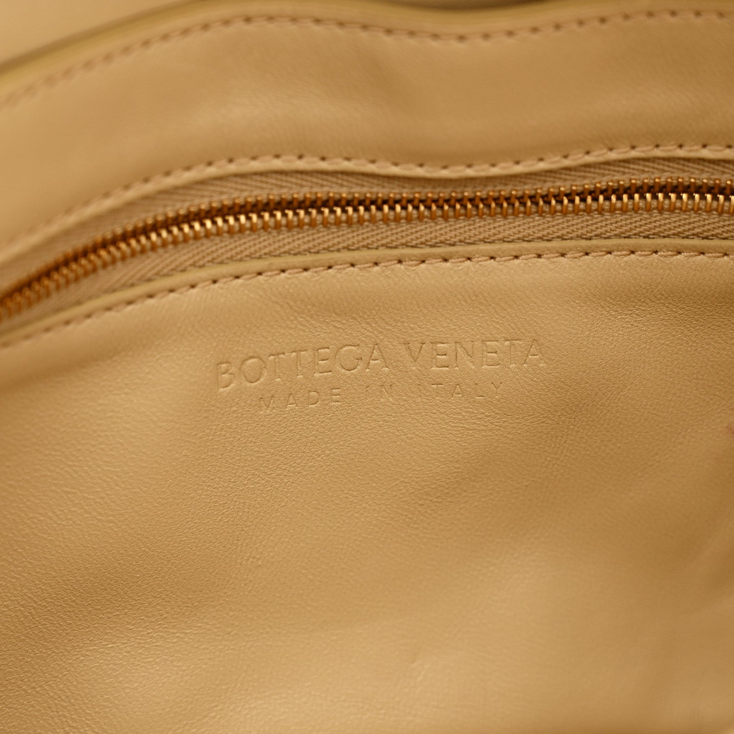 Bottega Veneta Gloss Calfskin Croc Embossed Intreccio Cassette