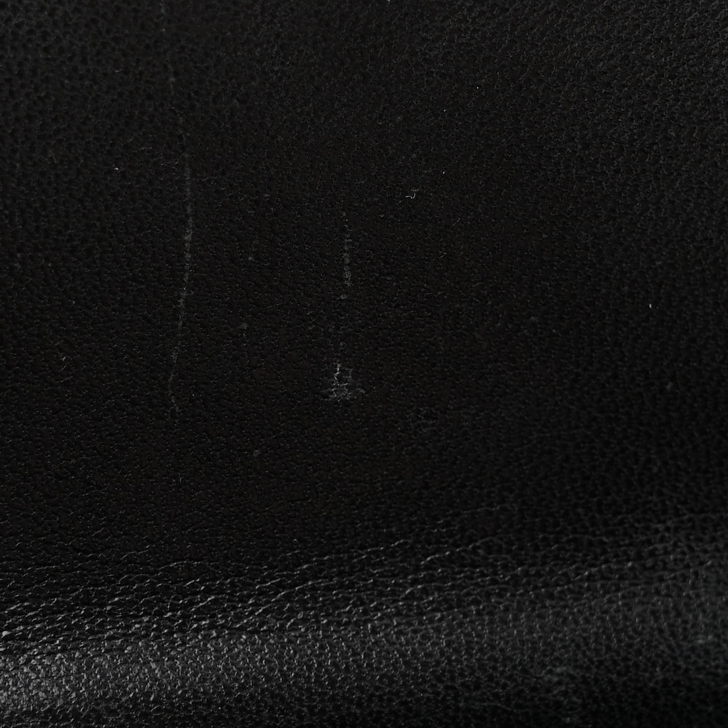 Grained Calfskin Small Trotteur Black