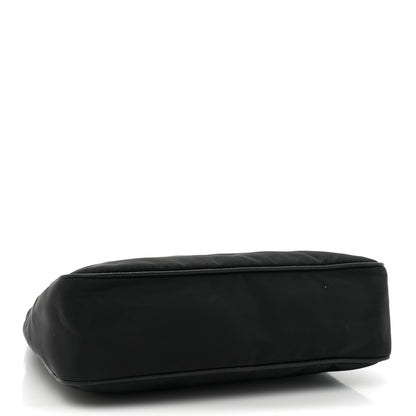 Prada Nylon Re-Edition 2005 Shoulder Bag Black 4 of 14