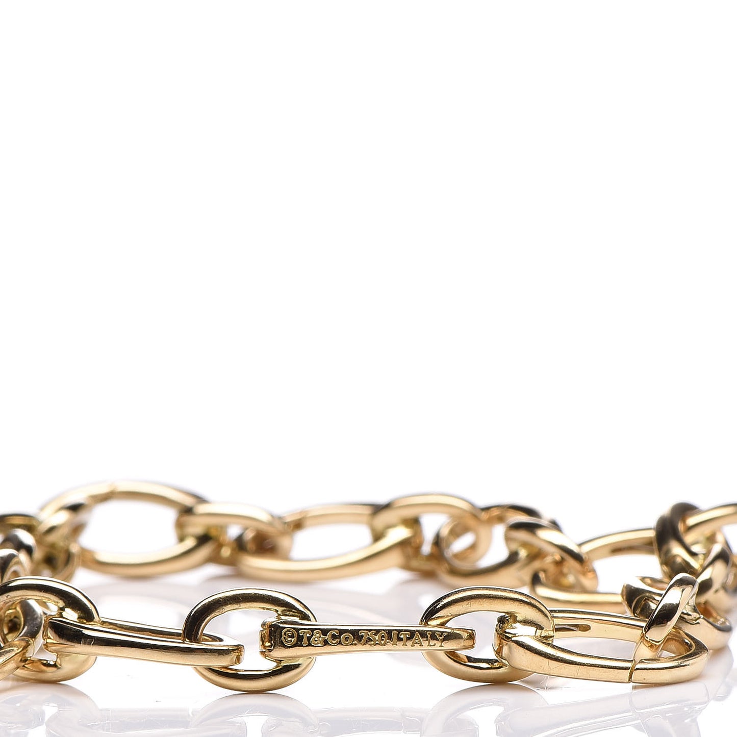 18K Yellow Gold Clasping Oval Link Bracelet