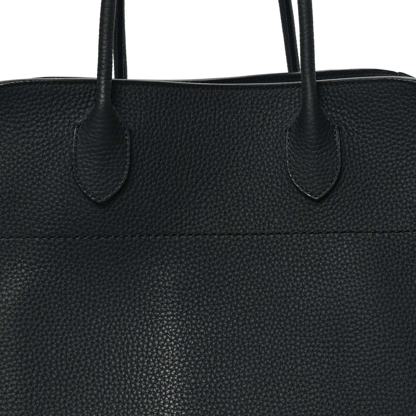 Matte Grained Calfskin Soft Margaux 15 Black