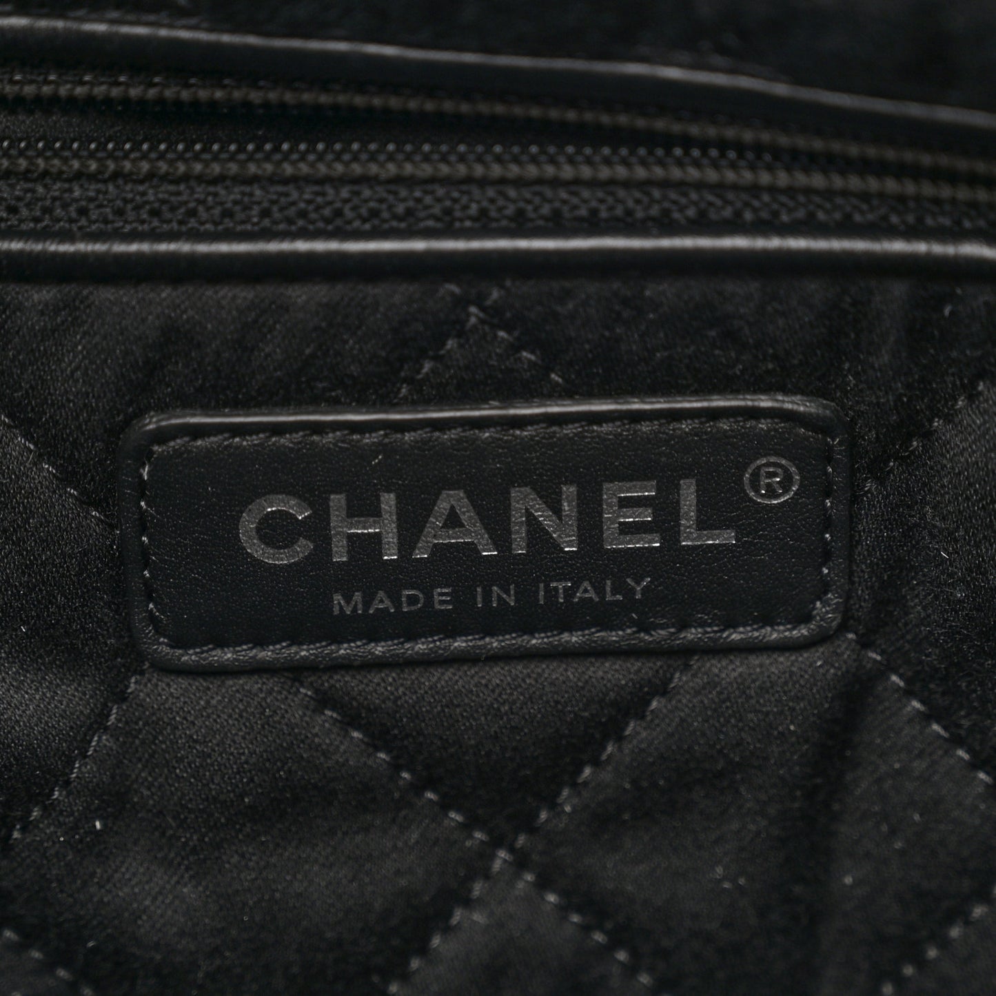 Shiny Calfskin Quilted Chanel 22 So Black