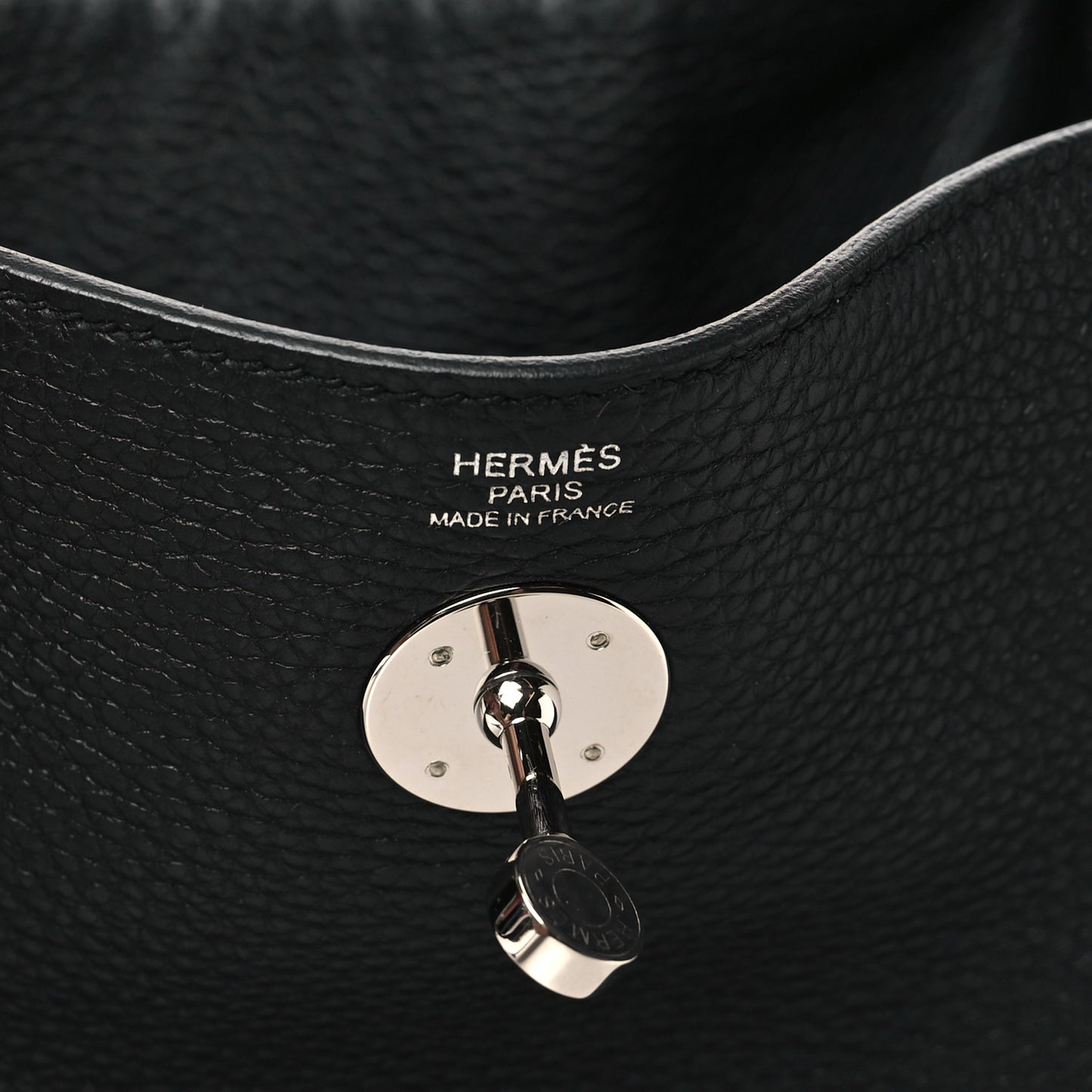 Taurillon Clemence Lindy 26 Black