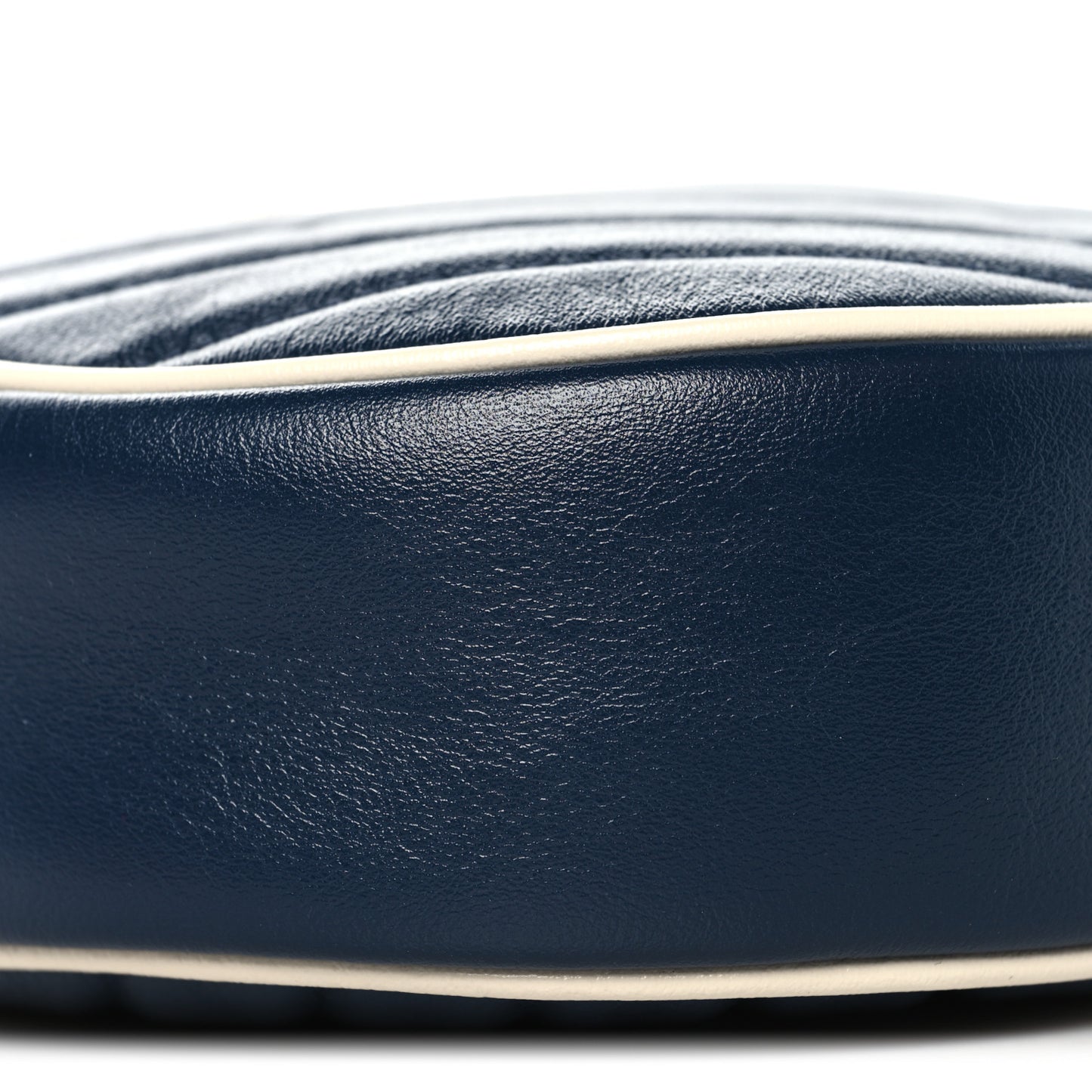 Azalea Calfskin Matelasse Diagonal Mini Torchon GG Marmont Round Shoulder Bag Blue Agata Mystic White