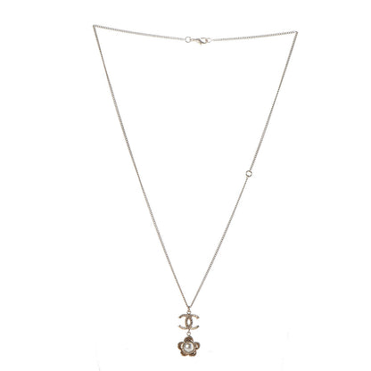 Chanel Pearl CC Camellia Flower Necklace Gold 3 of 5