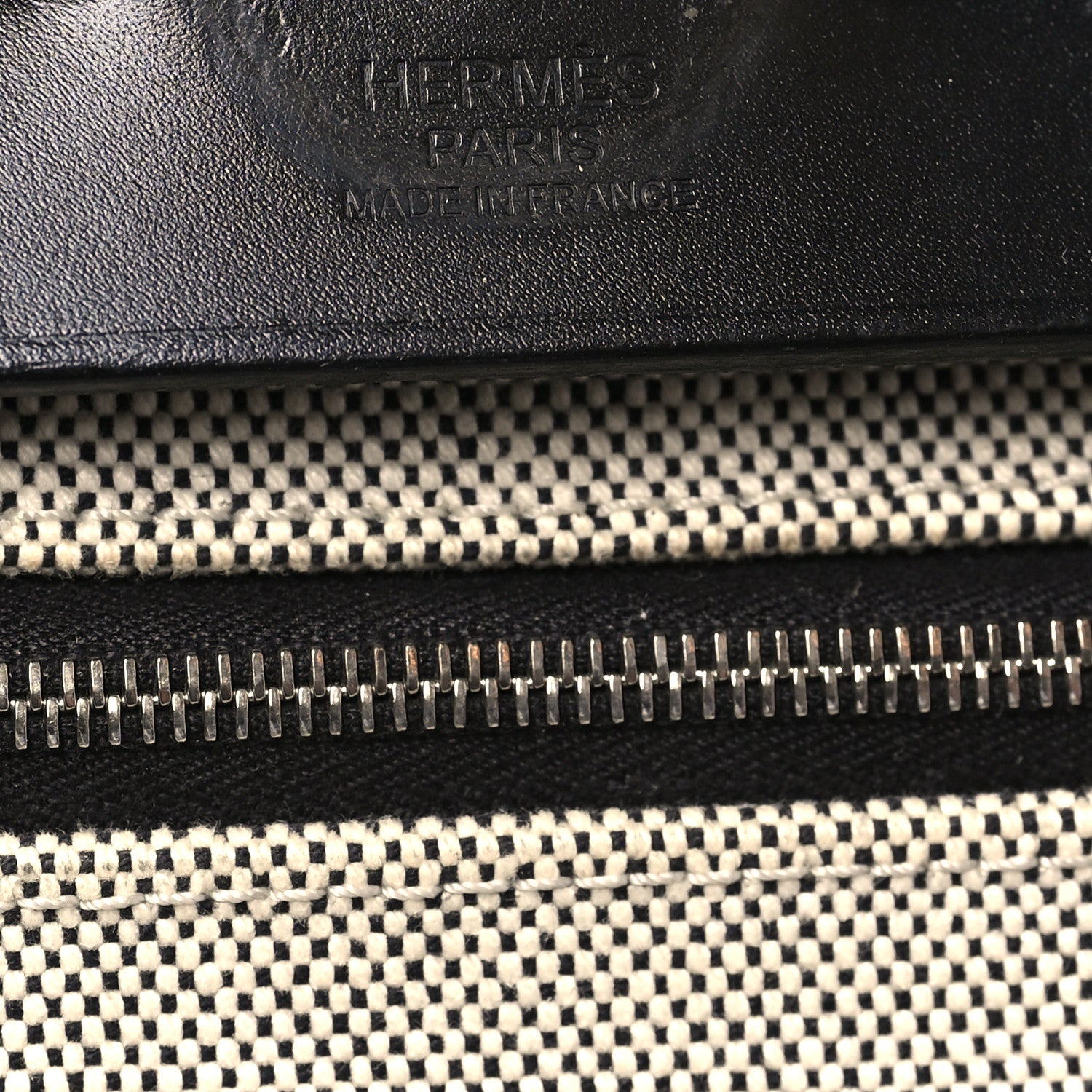 Hermes Toile H Berline Vache Hunter Herbag Zip PM 31 Black Ecru 7 of 12