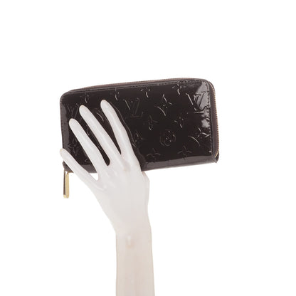 Louis Vuitton Vernis Zippy Wallet Amarante 2 of 8