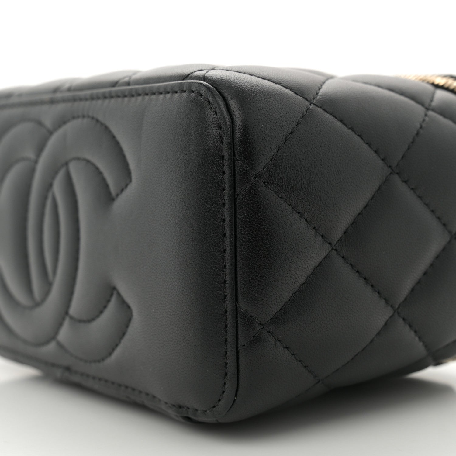 Chanel Lambskin Quilted Enamel CC Pearl Crush Small Vanity Case With Chain Black 10 of 11