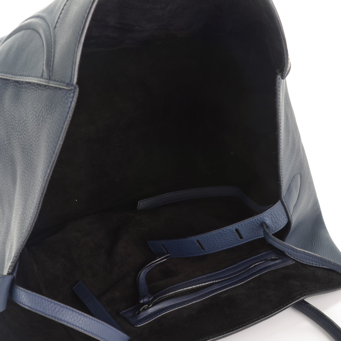 Supple Calfskin Large Phantom Luggage Midnight