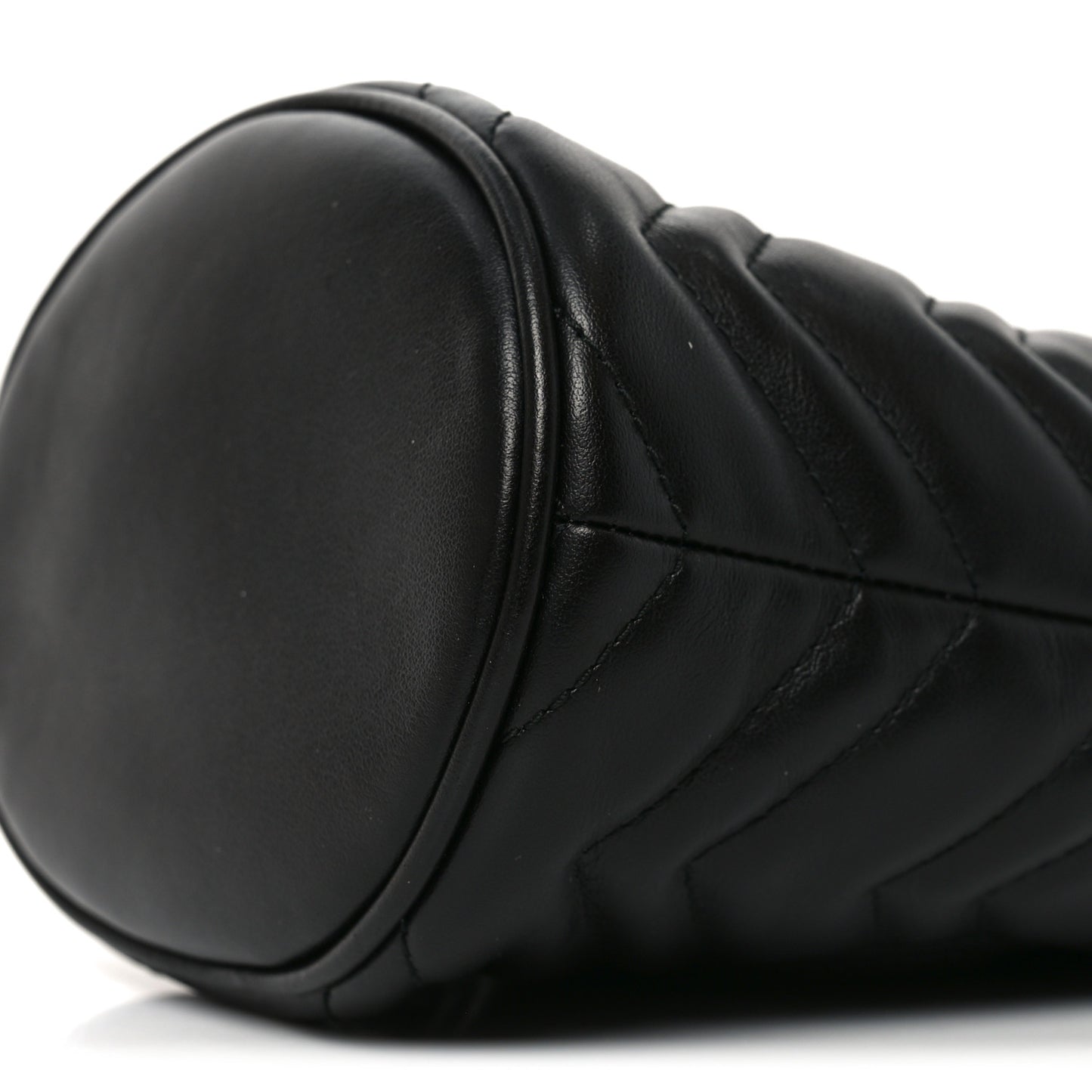 Calfskin Matelasse Mini GG Marmont 2.0 Bucket Bag Black