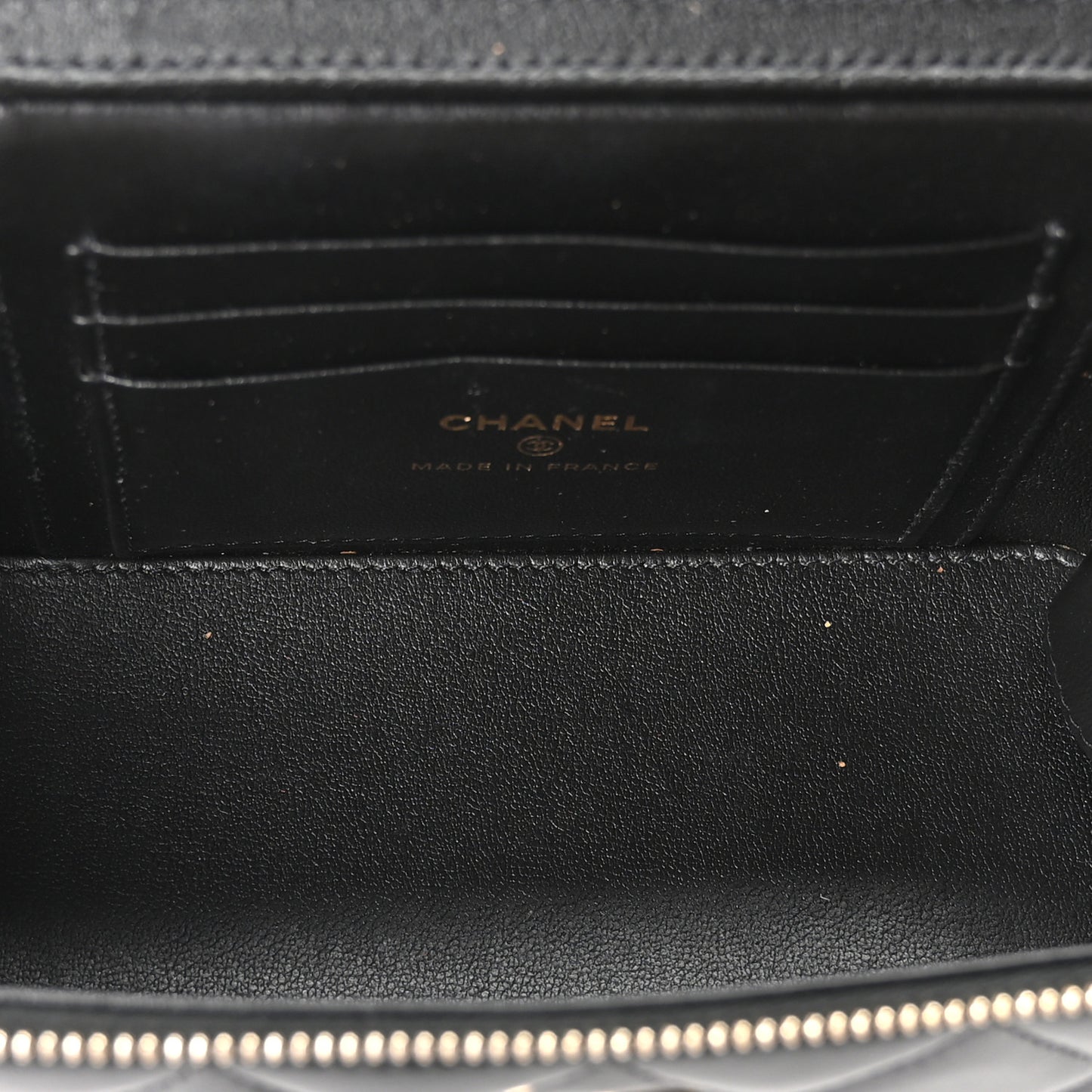 Lambskin Quilted Small Top Handle Vanity Case With Chain Black