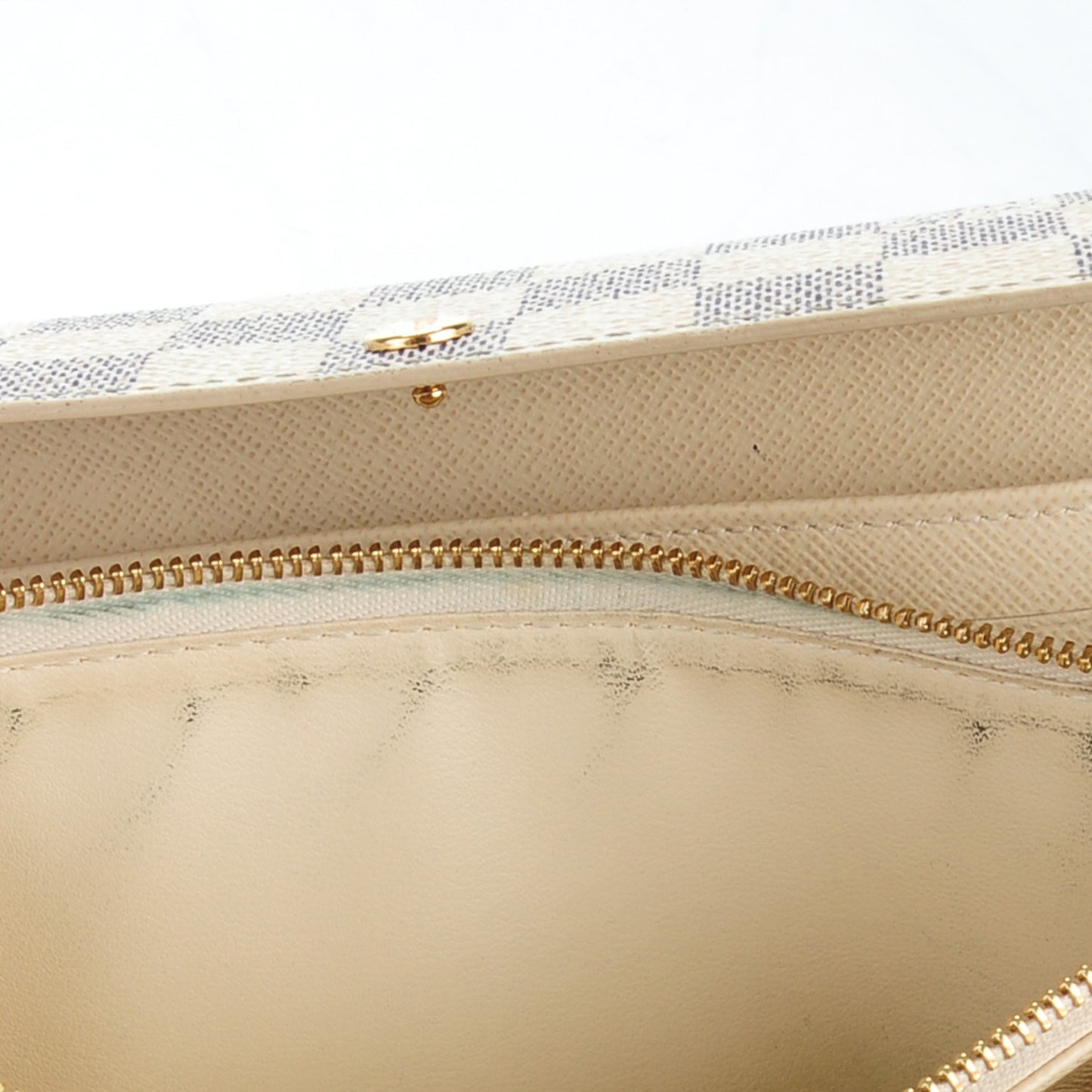 Damier Azur Sarah Wallet