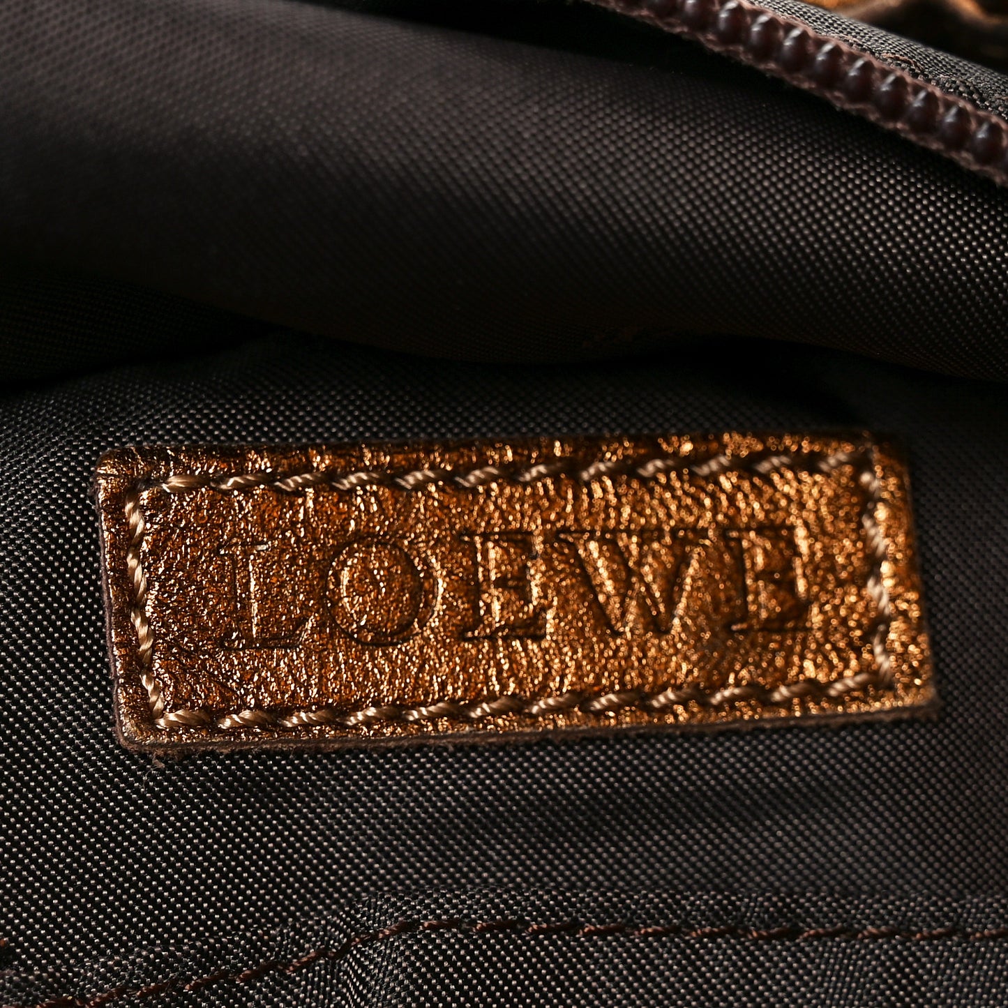 Metallic Nappa Aire Shoulder Bag Bronce