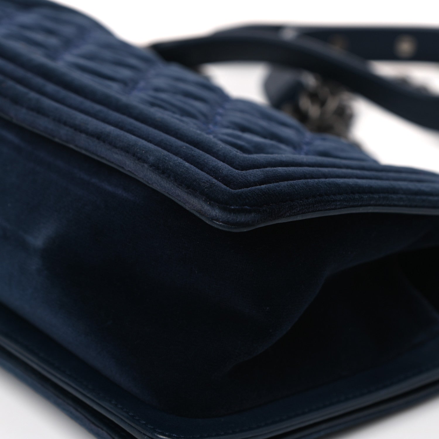 Chanel Velvet Tweed Quilted Medium Boy Flap Dark Navy Blue 10 of 17