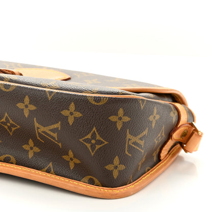 Louis Vuitton Monogram Sologne 8 of 9