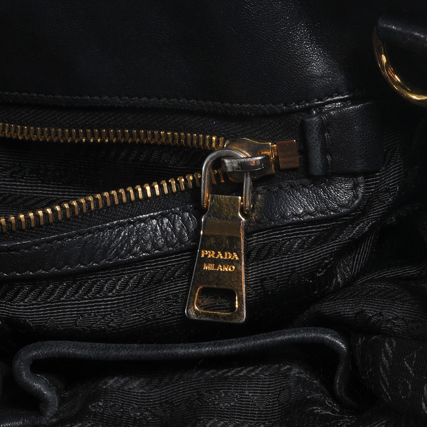 Nappa Leather Gaufre Tote Nero Black