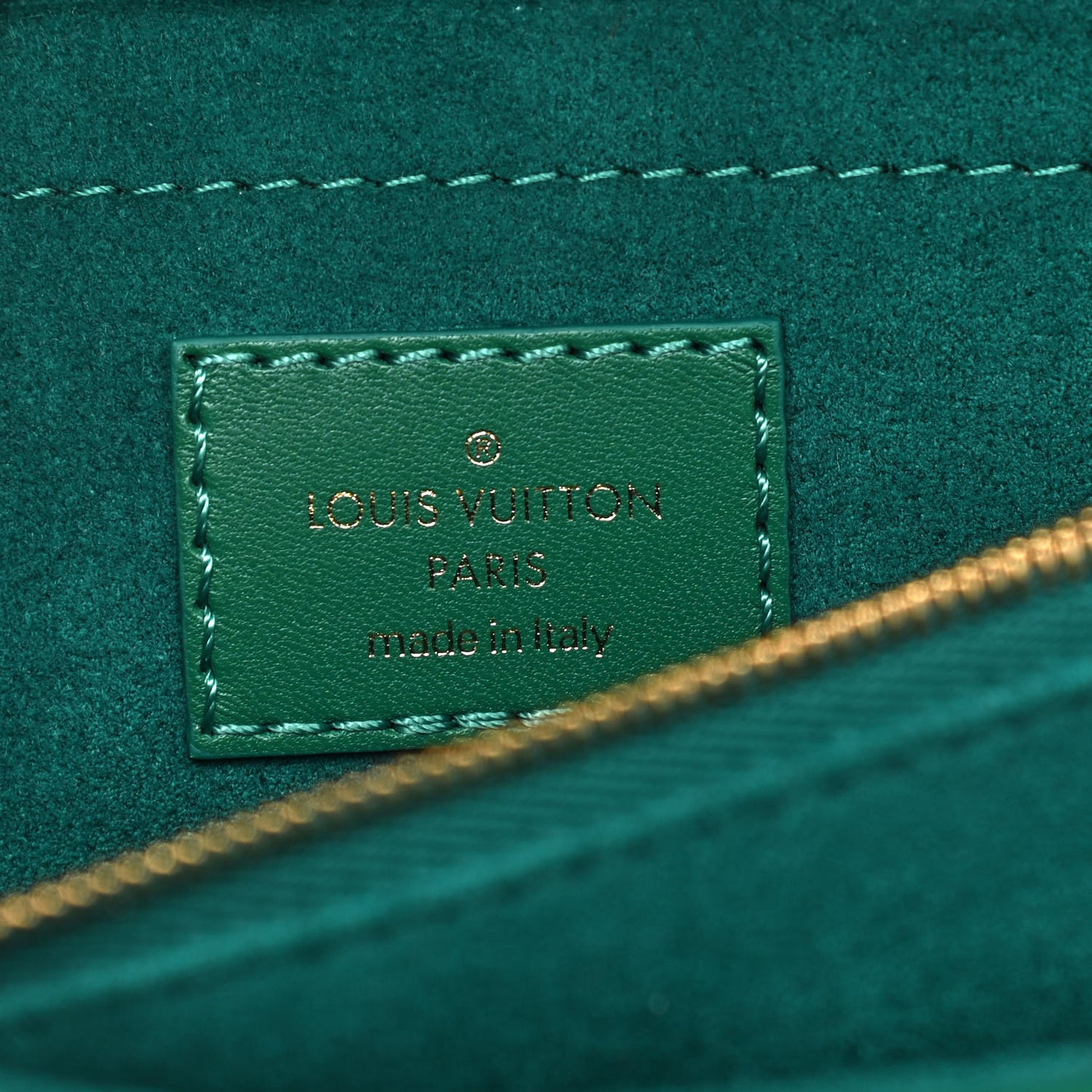 Calfskin New Wave Chain Bag MM NM Emerald
