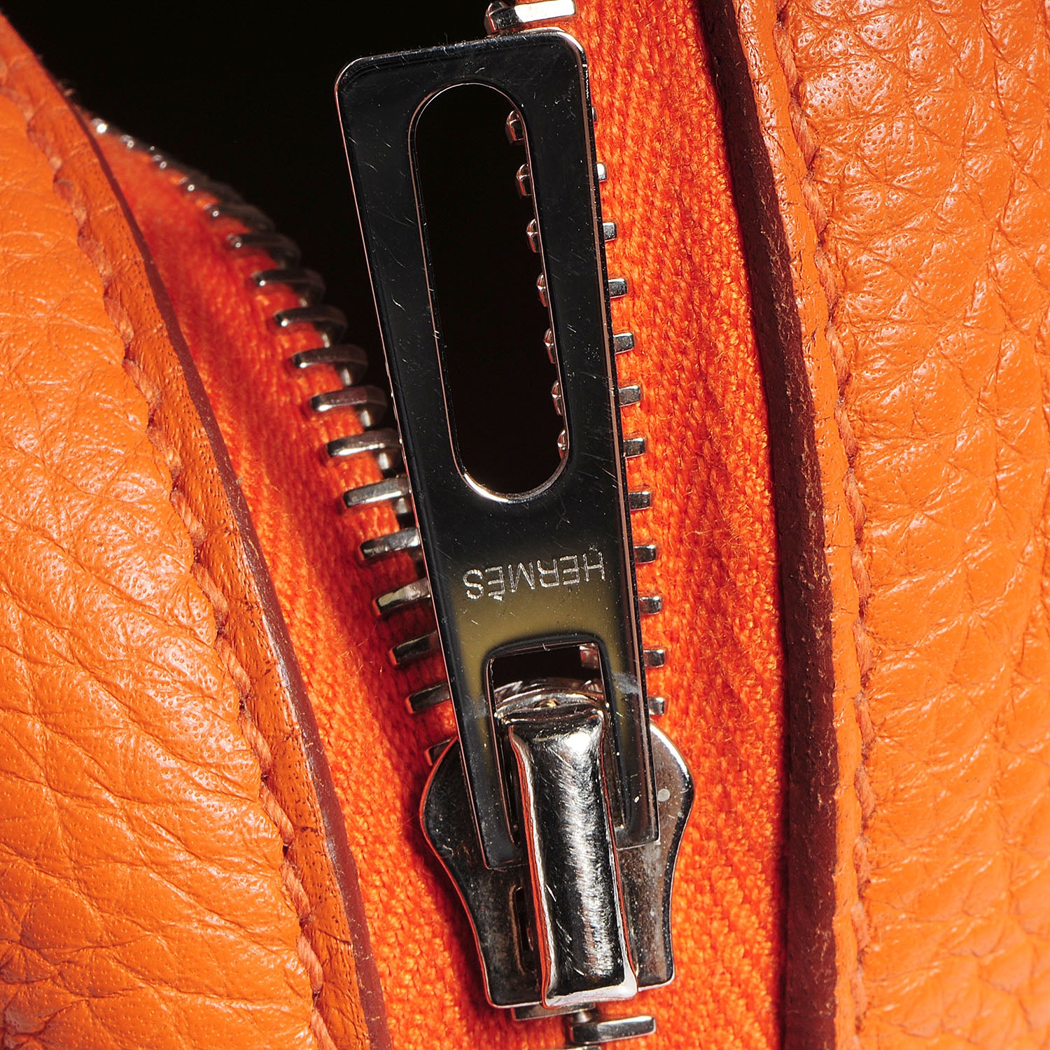 Hermes Taurillon Clemence Victoria II 35 Orange 16 of 24