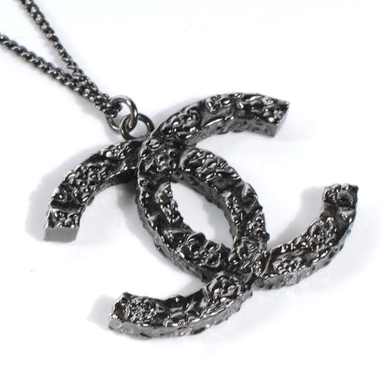 Chanel Ruthenium Camellia CC Necklace 3 of 4