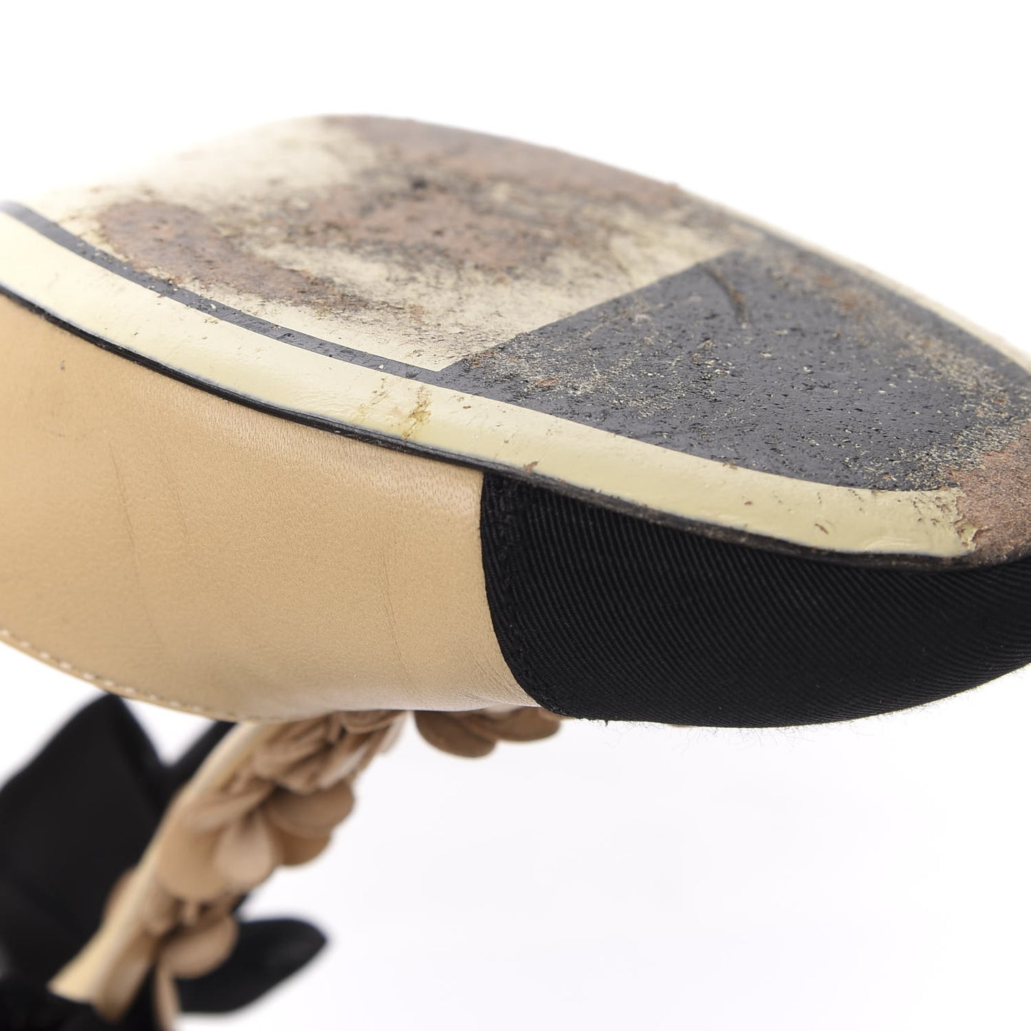 Lambskin Patent Grosgrain Pearl Camellia Pumps 37 Beige Black