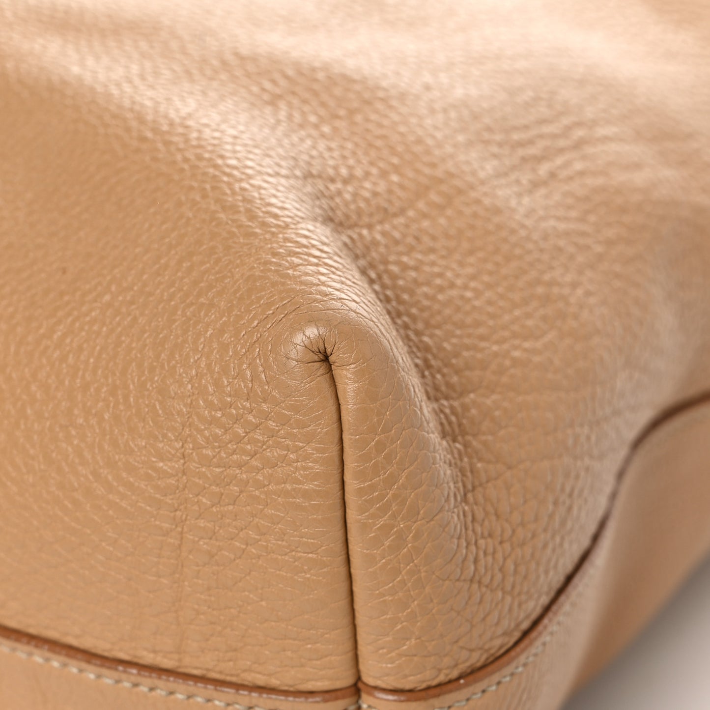 Vitello Daino Tote Sughero