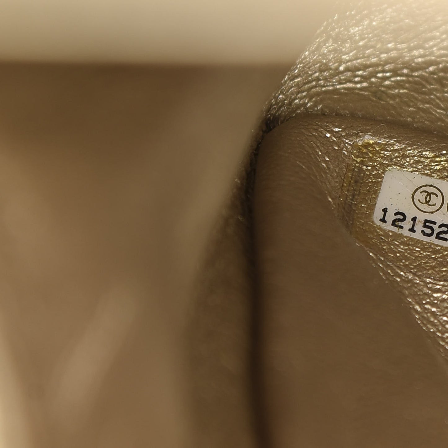Metallic Aged Calfskin Quilted 2.55 Reissue 225 Flap Gold