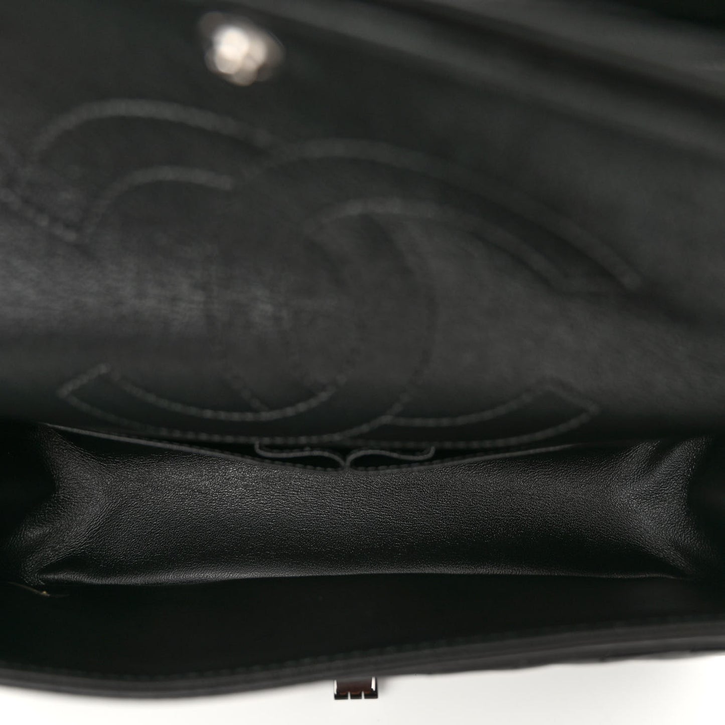 Aged Calfskin Chevron Quilted 2.55 Reissue 225 Flap So Black