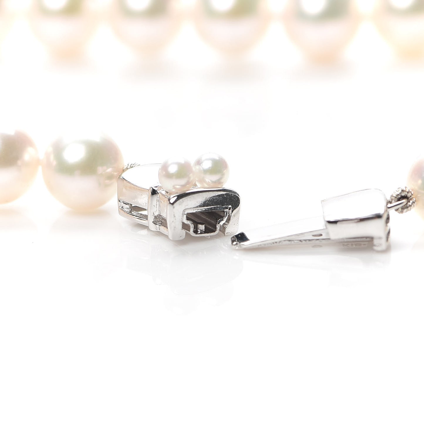 18K White Gold Akoya Pearl 7-7.5mm Strand Necklace 16"