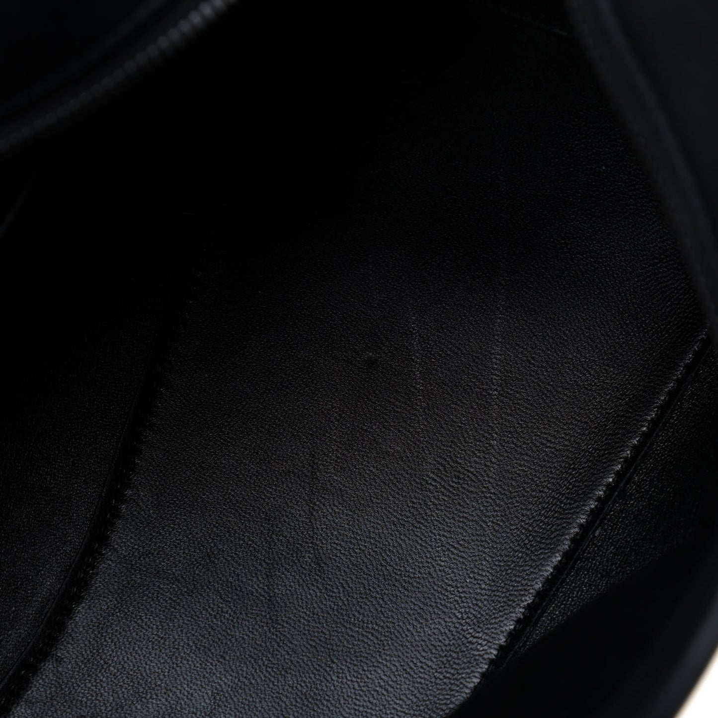Smooth Calfskin Neo Classic Black Hardware S City Black