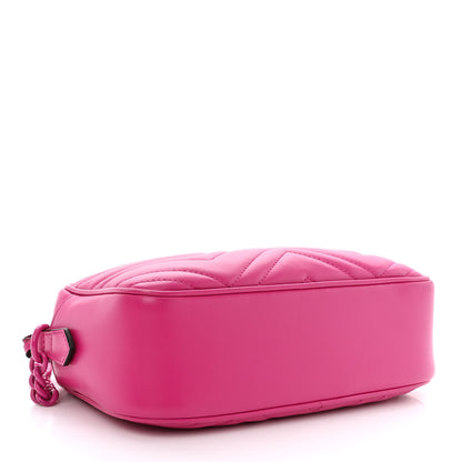 Gucci Calfskin Matelasse Monochrome Small GG Marmont Chain Shoulder Bag Classic Fuxia 4 of 14